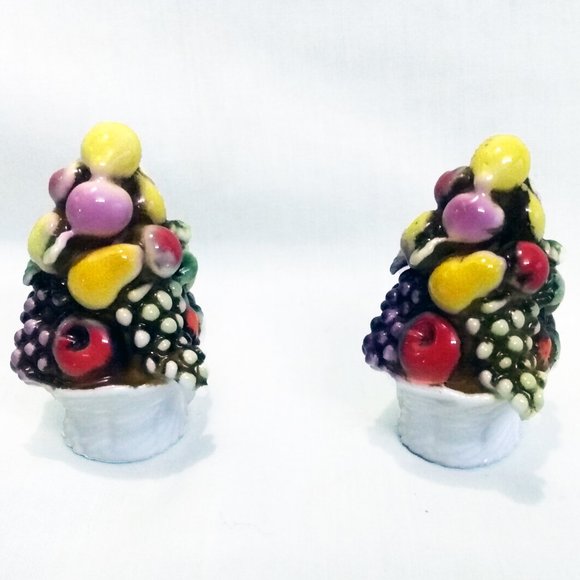 Vintage Pair Of Miniature-Maruri Masterpiece China Fruit Topiaries-Fruit Baskets - Picture 2 of 8